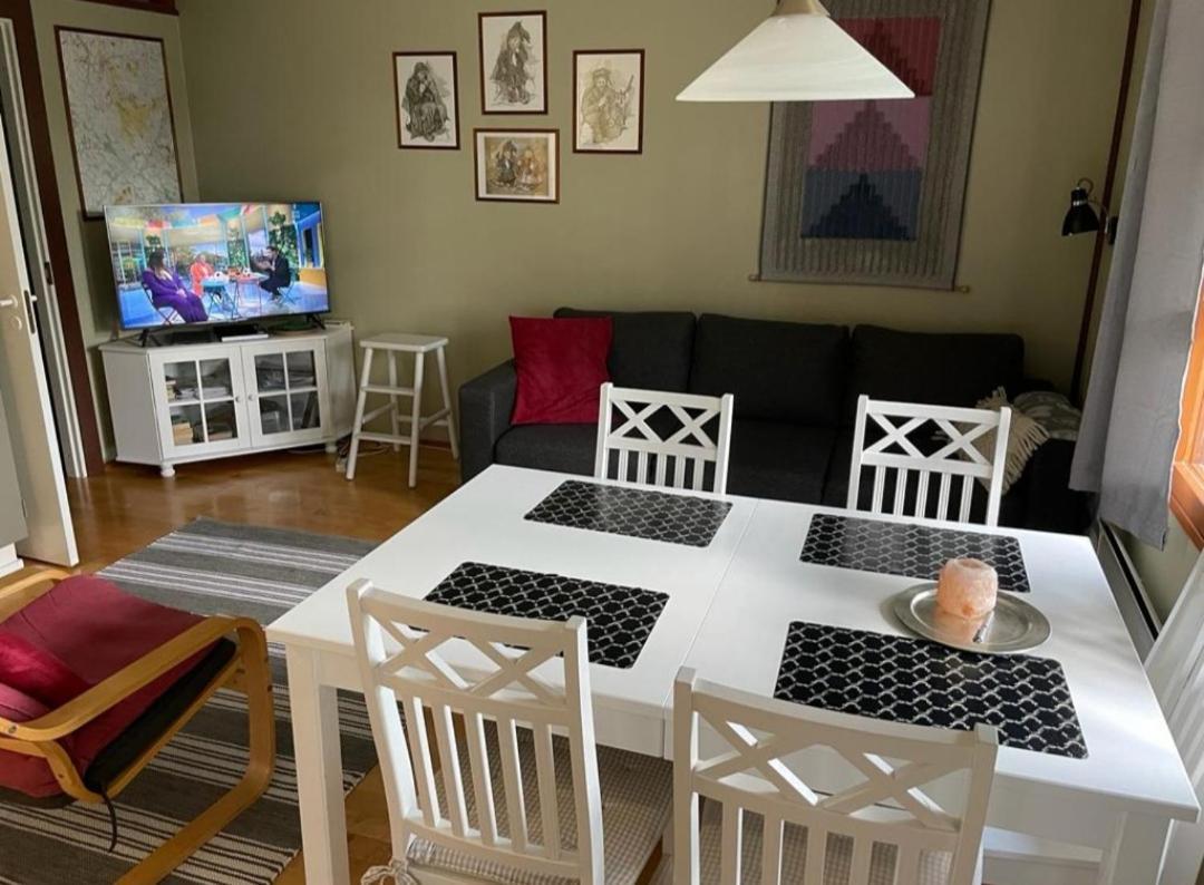 Aslak Apartment ซาริเซลกา ภายนอก รูปภาพ