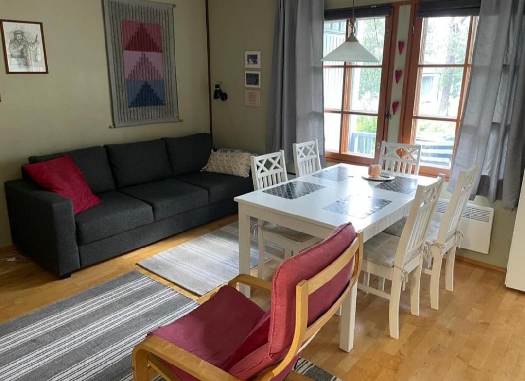 Aslak Apartment ซาริเซลกา ภายนอก รูปภาพ